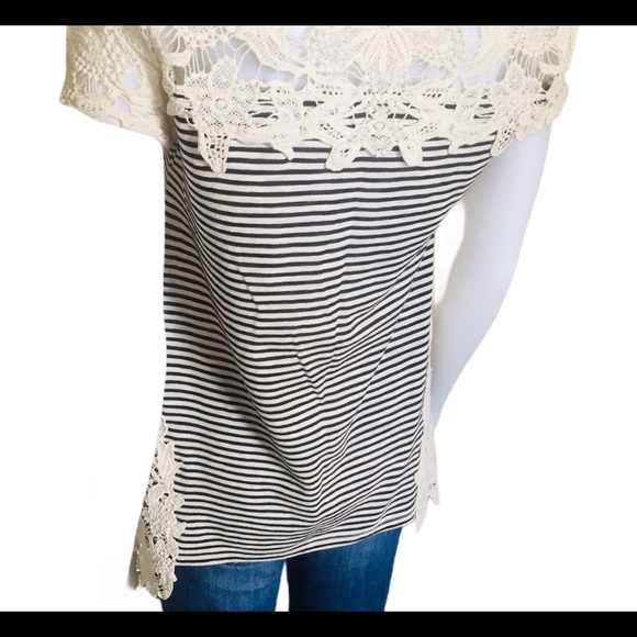 MEADOW RUE (Anthro) Stripe Top With Crochet Front & Side Detail Navy Blue Sz XS - Picture 10 of 13